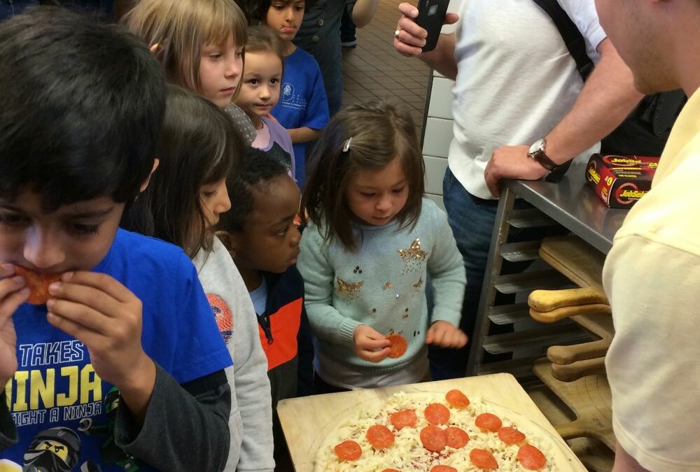 Seeing how pizza is made